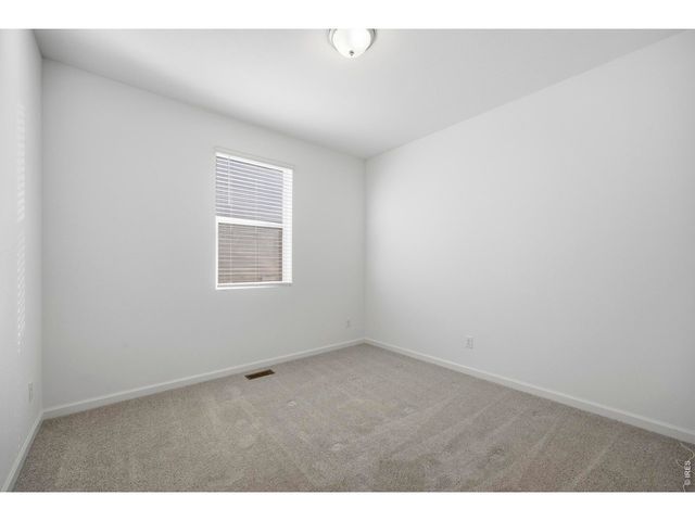 438 Overbrook Ln, Longmont, CO 80504