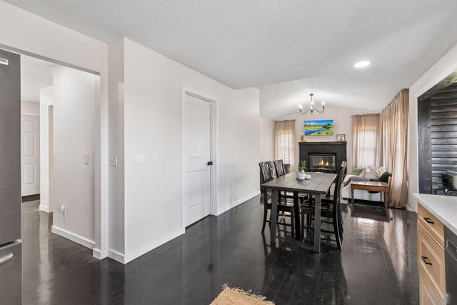 20955 Jamestown Avenue, Lakeville, MN 55044