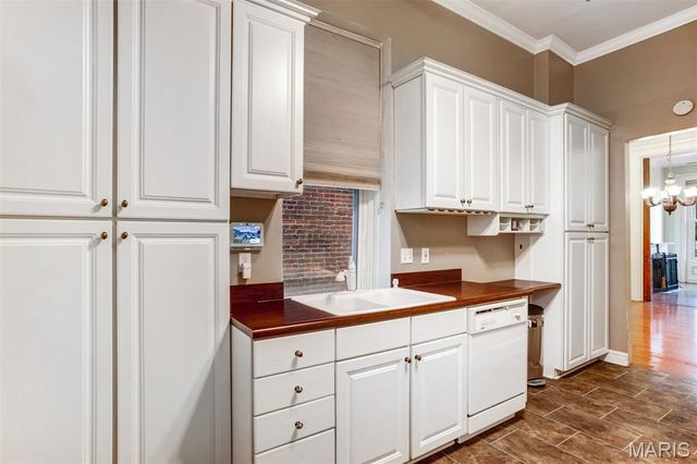 1908 California Avenue, St Louis, MO 63104