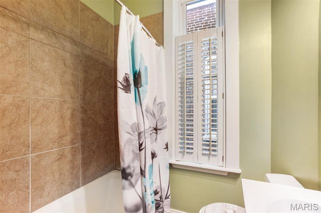 1908 California Avenue, St Louis, MO 63104