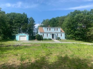 205 Gardner Road, Hubbardston, MA 01452