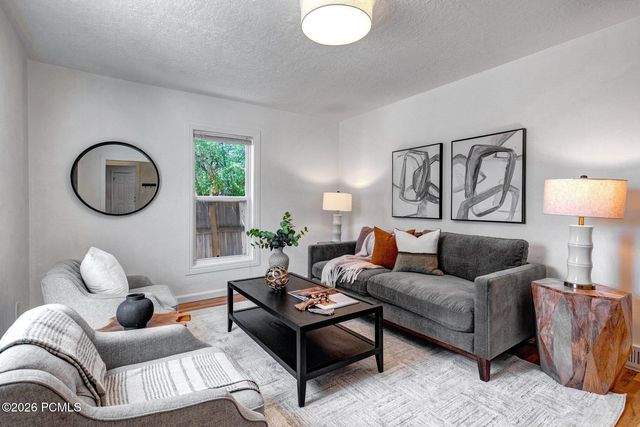 831 E Claybourne Avenue, Salt Lake City, UT 84106