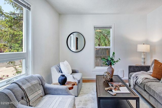 831 E Claybourne Avenue, Salt Lake City, UT 84106