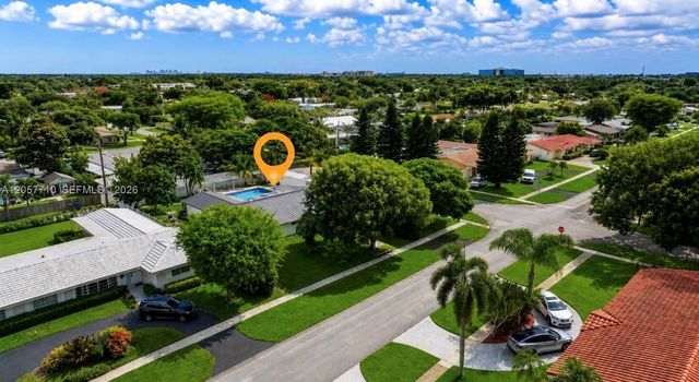 5001 Madison Street, Hollywood, FL 33021