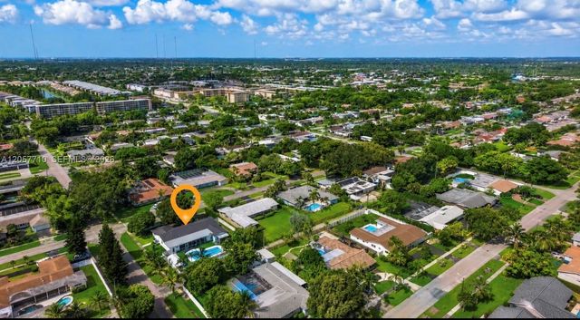 5001 Madison Street, Hollywood, FL 33021