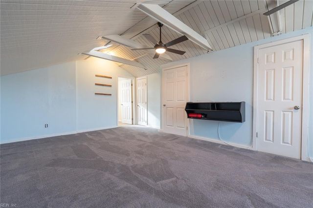 1864 Aquamarine DR, Virginia Beach, VA 23456