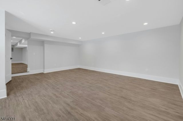 126 Emerson Ln, Berkeley Heights Twp., NJ 07922