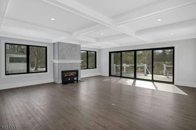 126 Emerson Ln, Berkeley Heights Twp., NJ 07922