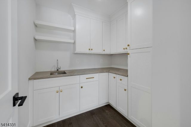 126 Emerson Ln, Berkeley Heights Twp., NJ 07922