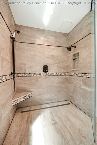 1589 Mount Alpha Road, Charleston, WV 25304