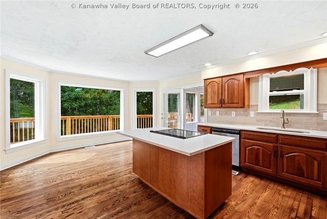 1589 Mount Alpha Road, Charleston, WV 25304