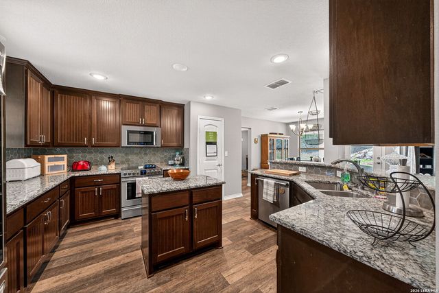 4317 CR 251, Hondo, TX 78861