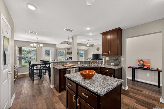 4317 CR 251, Hondo, TX 78861