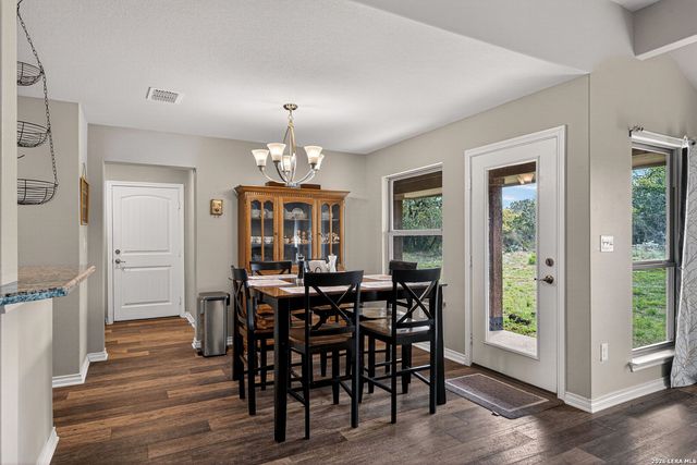 4317 CR 251, Hondo, TX 78861