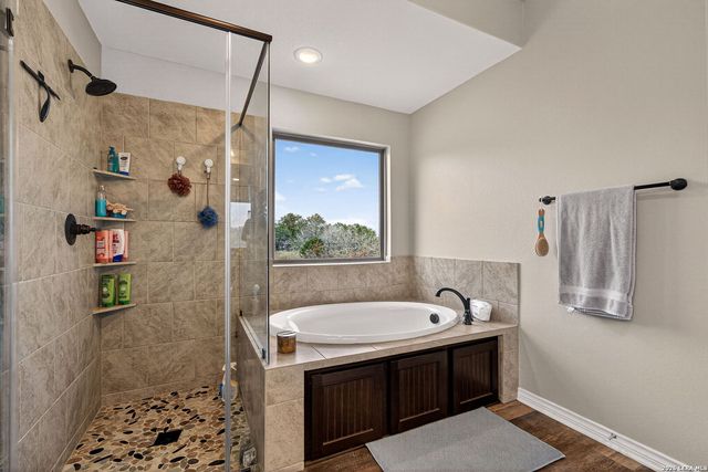 4317 CR 251, Hondo, TX 78861