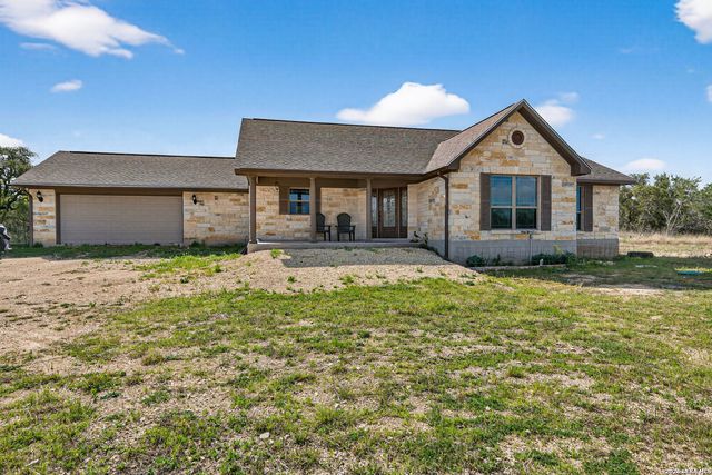 4317 CR 251, Hondo, TX 78861