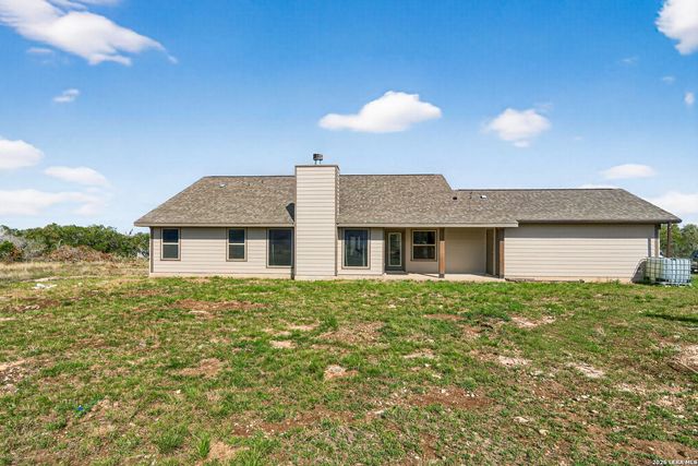 4317 CR 251, Hondo, TX 78861