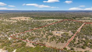 4317 CR 251, Hondo, TX 78861