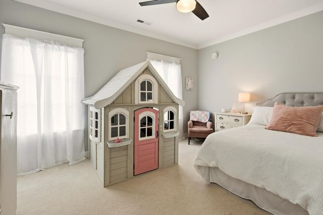 8002 Jonathan Drive, Ooltewah, TN 37363