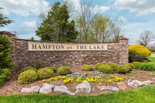 8002 Jonathan Drive, Ooltewah, TN 37363