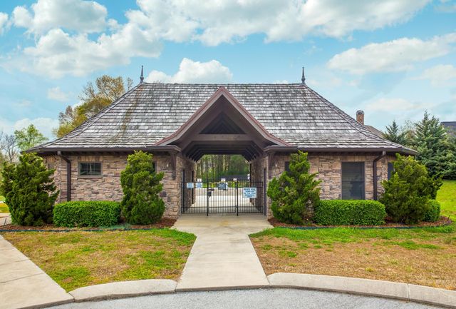 8002 Jonathan Drive, Ooltewah, TN 37363