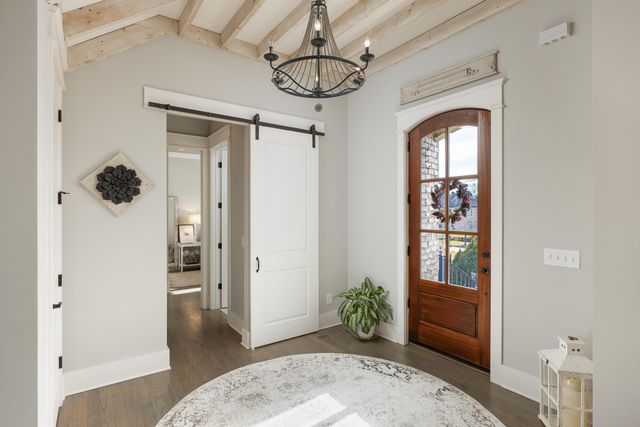 8002 Jonathan Drive, Ooltewah, TN 37363