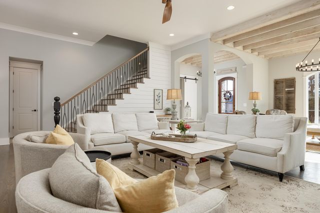 8002 Jonathan Drive, Ooltewah, TN 37363