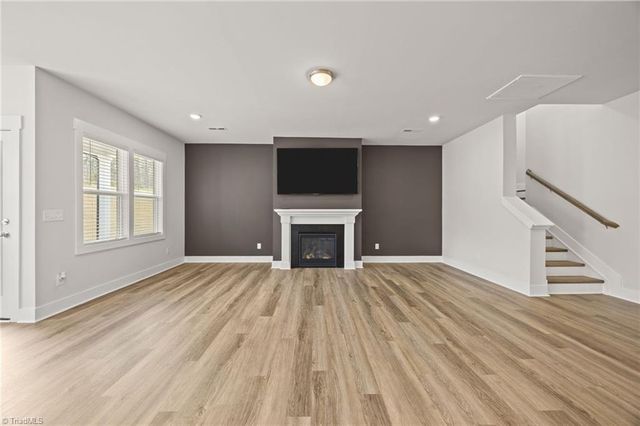 9151 Stoney River Lane, Kernersville, NC 27284