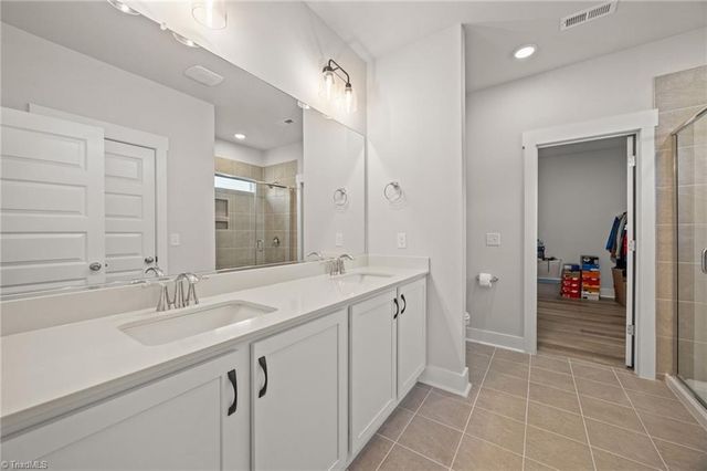 9151 Stoney River Lane, Kernersville, NC 27284