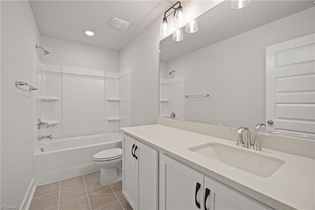 9151 Stoney River Lane, Kernersville, NC 27284