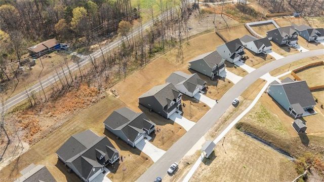 9151 Stoney River Lane, Kernersville, NC 27284