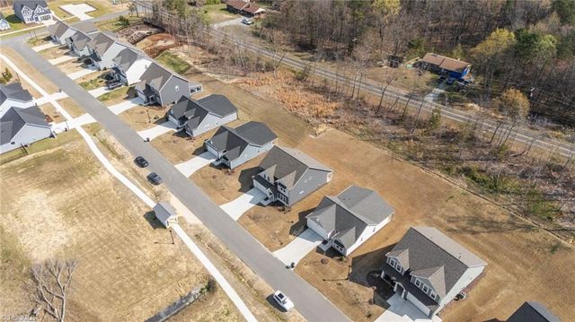 9151 Stoney River Lane, Kernersville, NC 27284