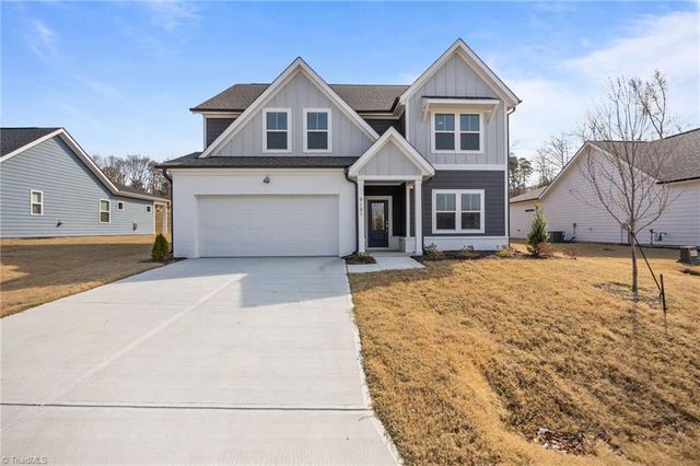 9151 Stoney River Lane, Kernersville, NC 27284