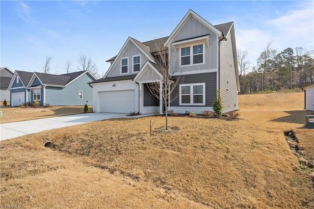 9151 Stoney River Lane, Kernersville, NC 27284