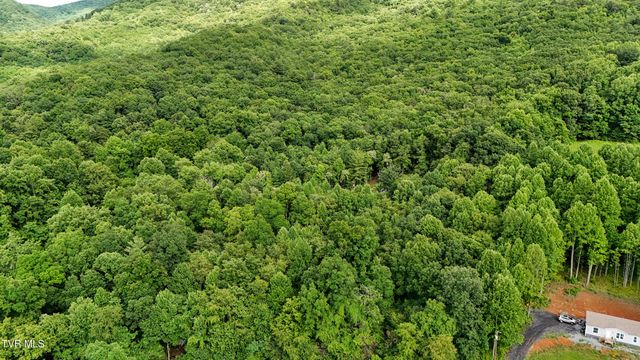 180 Bill Nave Loop, Elizabethton, TN 37643