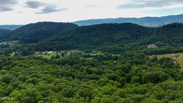 180 Bill Nave Loop, Elizabethton, TN 37643