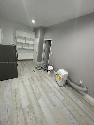 12991 NW 9th Ln B, Miami, FL 33182