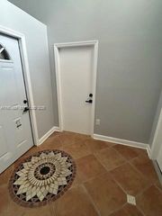 12991 NW 9th Ln B, Miami, FL 33182