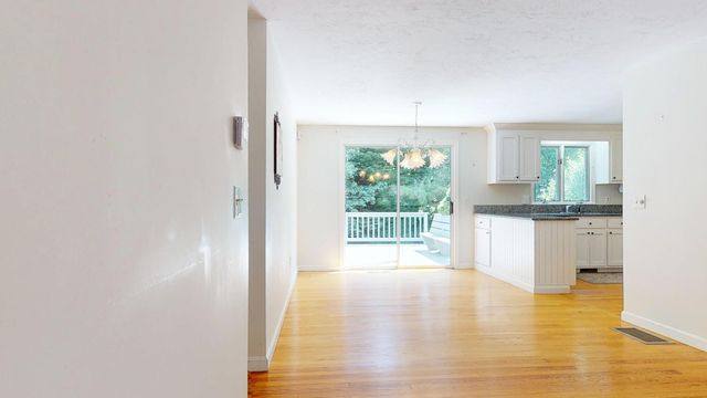 96 Pawkannawkut Drive, South Yarmouth, MA 02664