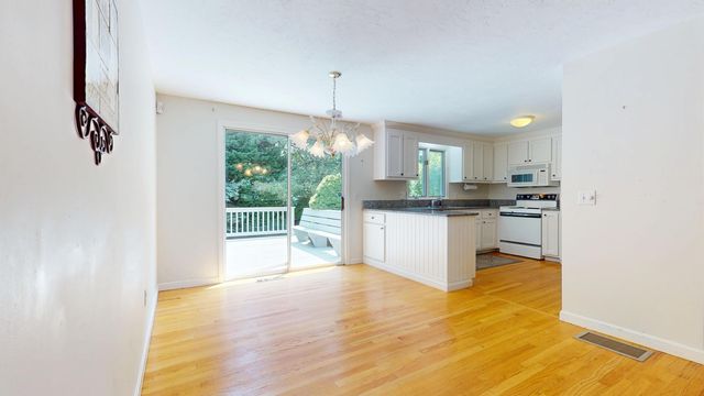 96 Pawkannawkut Drive, South Yarmouth, MA 02664