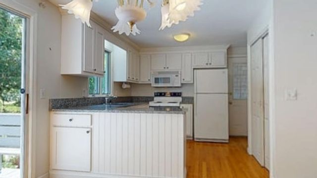 96 Pawkannawkut Drive, South Yarmouth, MA 02664