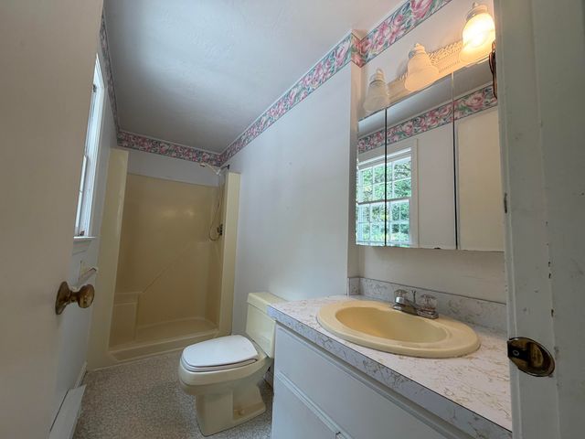 96 Pawkannawkut Drive, South Yarmouth, MA 02664