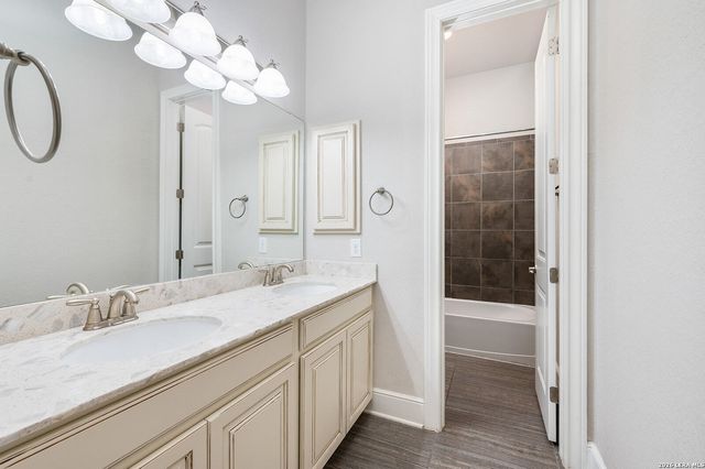 28930 Bearcat, Boerne, TX 78006