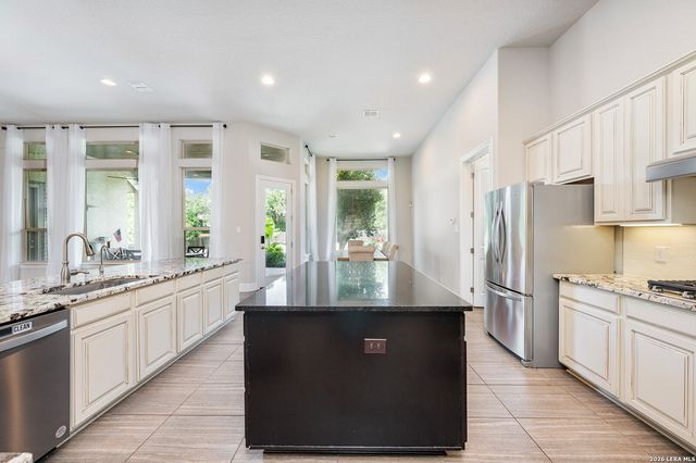 28930 Bearcat, Boerne, TX 78006