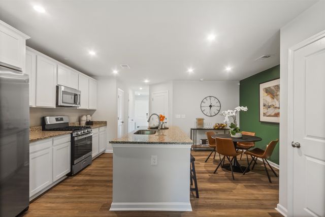 1277 Forestbrook Lane, Spartanburg, SC 29303