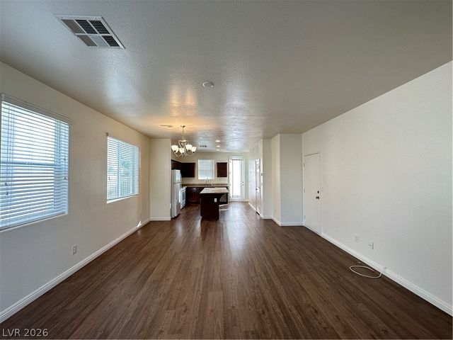 4475 DAYS CREEK Avenue, Las Vegas, NV 89141