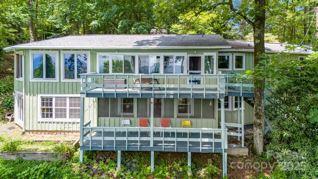 203 Laurel Lane, Little Switzerland, NC 28749