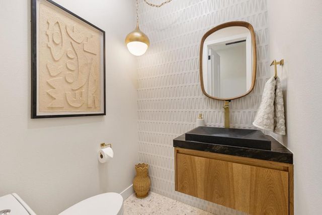 968 N Rose Avenue, Palm Springs, CA 92262