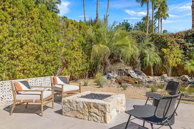 968 N Rose Avenue, Palm Springs, CA 92262