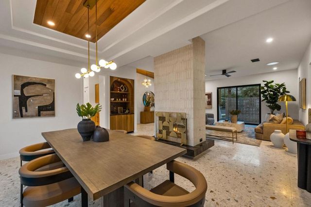 968 N Rose Avenue, Palm Springs, CA 92262